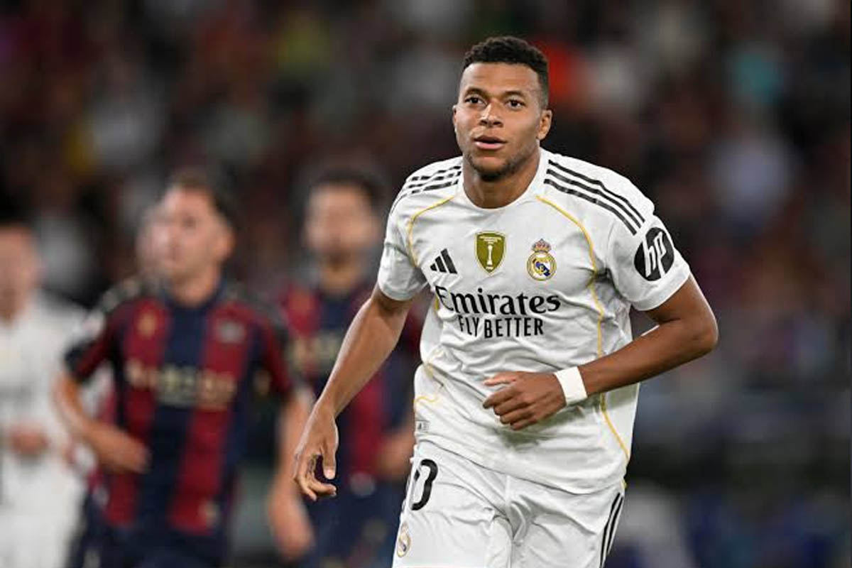 Mbappe sang Real năm nào?