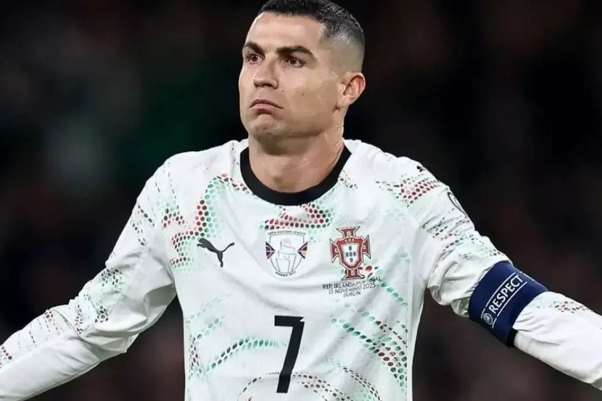 Ronaldo khi nào giải nghệ?