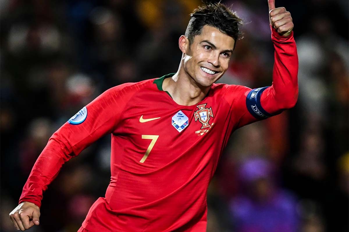Ronaldo là ai?